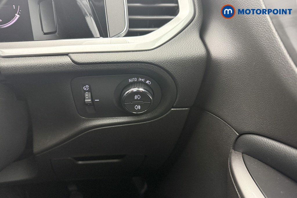 Vauxhall Grandland Ultimate Manual Petrol SUV - Stock Number (1539550) - 12th supplementary image