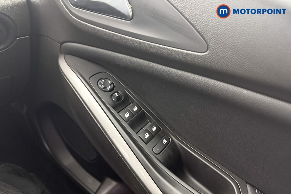 Vauxhall Grandland Ultimate Manual Petrol SUV - Stock Number (1539550) - 13th supplementary image