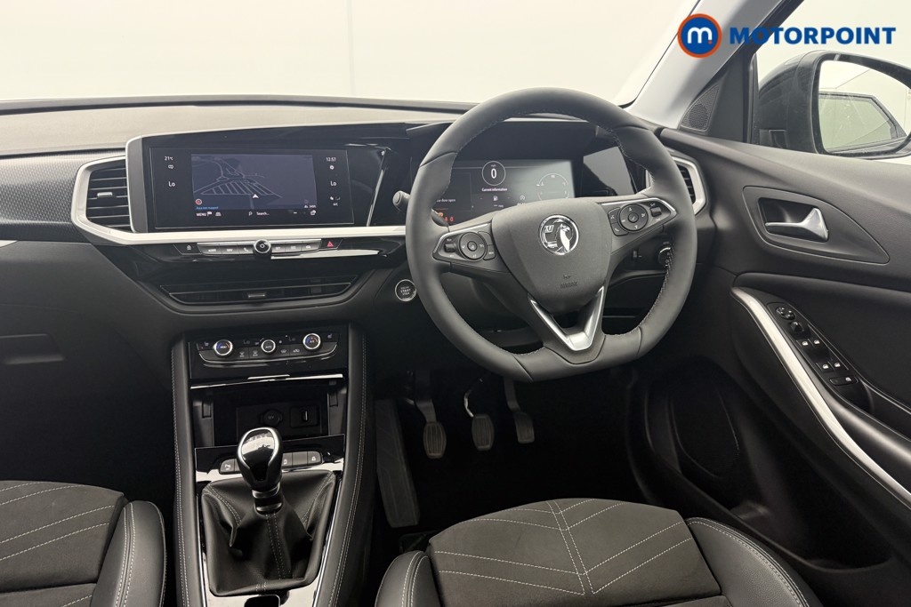 Vauxhall Grandland Ultimate Manual Petrol SUV - Stock Number (1539550) - 1st supplementary image