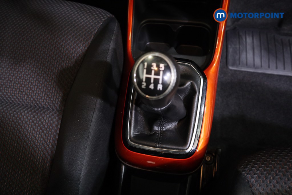 Suzuki Ignis Sz-T Manual Petrol SUV - Stock Number (1539595) - 7th supplementary image