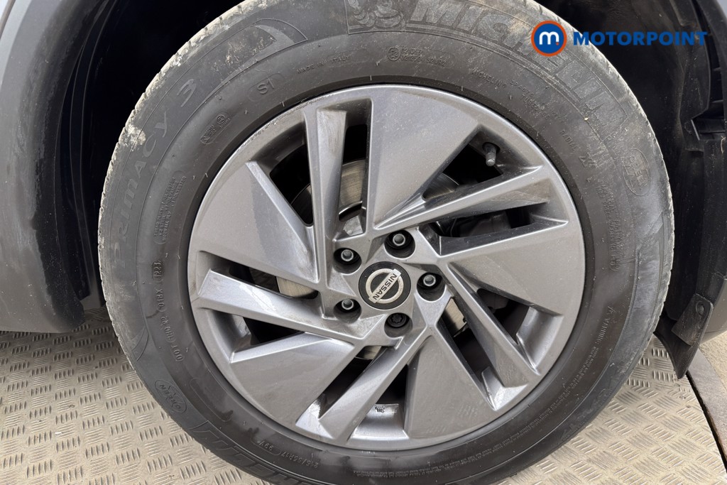Nissan Qashqai Acenta Premium Manual Petrol SUV - Stock Number (1539719) - 21st supplementary image