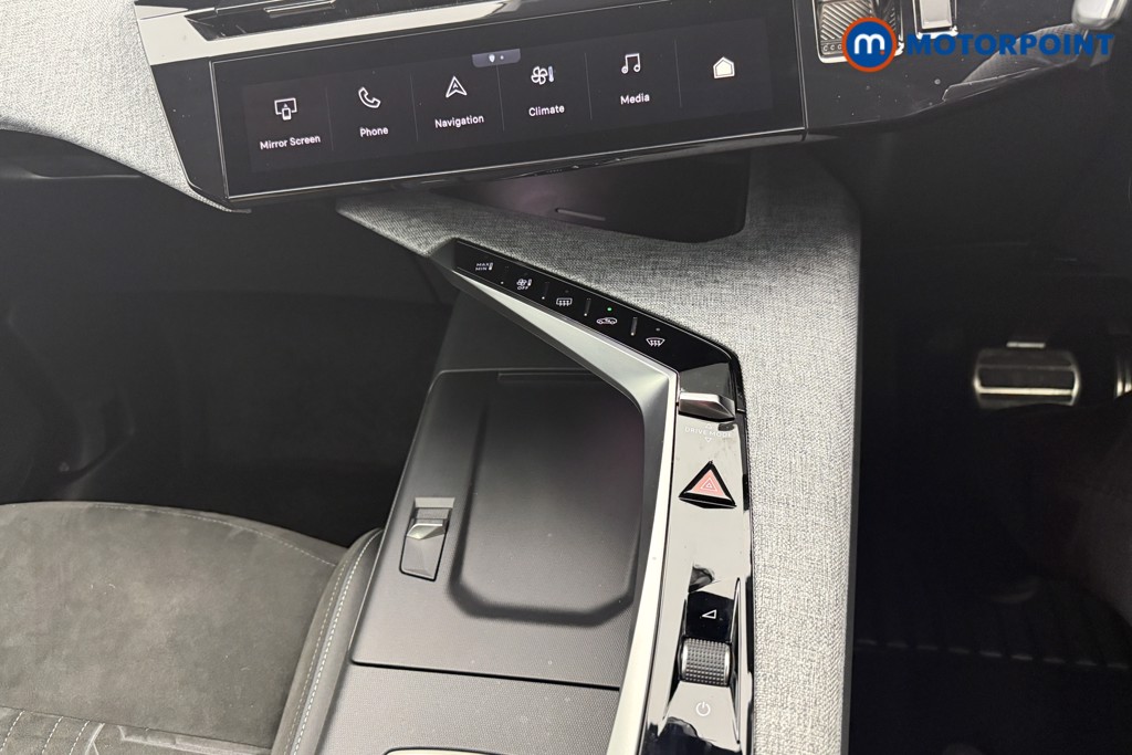 Peugeot 3008 GT Automatic Electric SUV - Stock Number (1540096) - 5th supplementary image