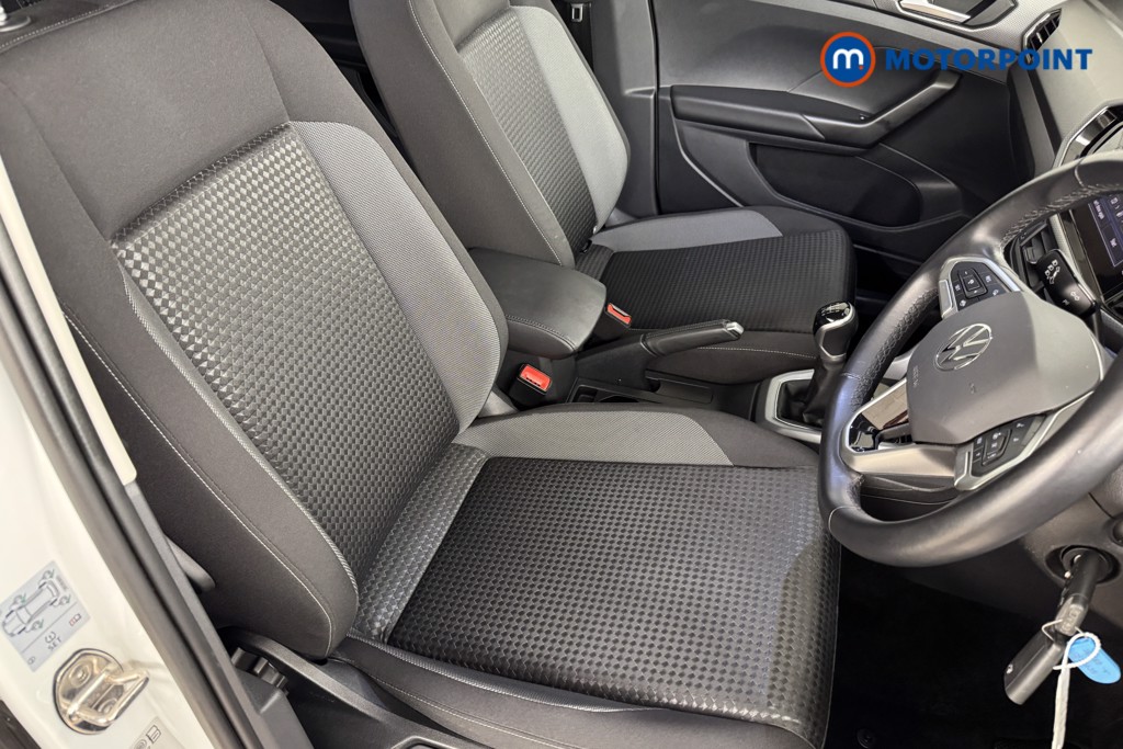 Volkswagen T-Cross Active Manual Petrol SUV - Stock Number (1540156) - 5th supplementary image