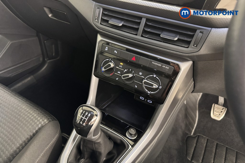 Volkswagen T-Cross Active Manual Petrol SUV - Stock Number (1540156) - 11th supplementary image