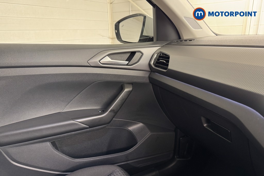 Volkswagen T-Cross Active Manual Petrol SUV - Stock Number (1540156) - 12th supplementary image