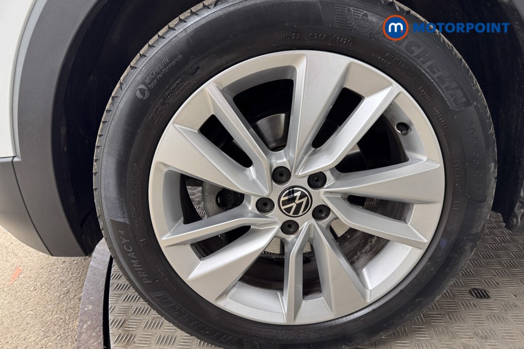 Volkswagen T-Cross Active Manual Petrol SUV - Stock Number (1540156) - 23rd supplementary image