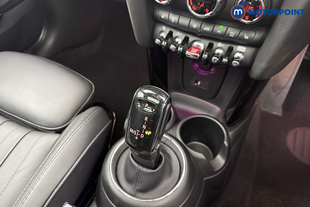 Mini Hatchback Cooper Exclusive Automatic Petrol Hatchback - Stock Number (1540249) - 4th supplementary image
