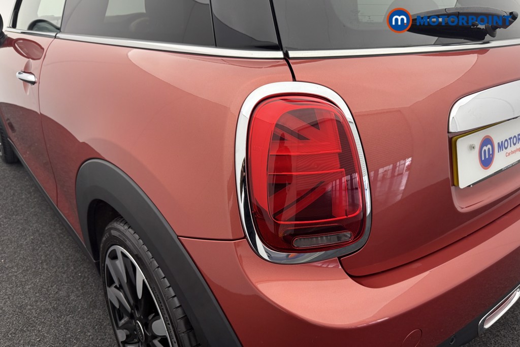 Mini Hatchback Cooper Exclusive Automatic Petrol Hatchback - Stock Number (1540249) - 21st supplementary image