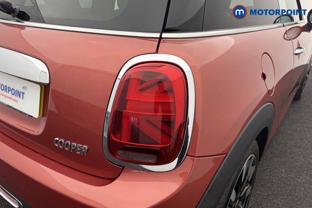 Mini Hatchback Cooper Exclusive Automatic Petrol Hatchback - Stock Number (1540249) - 22nd supplementary image