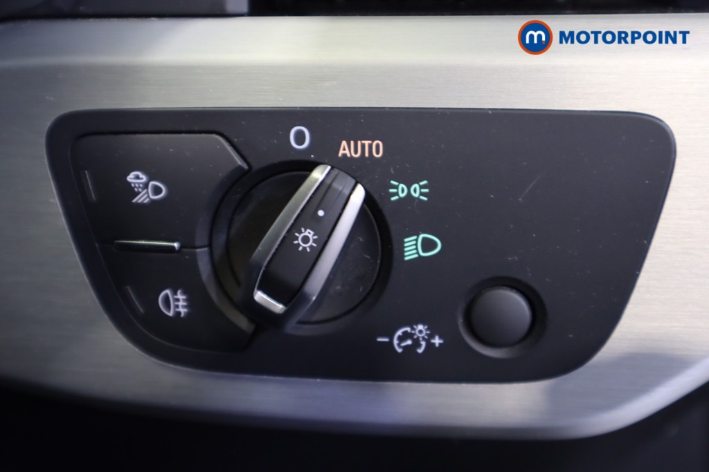Audi A4 S Line Automatic Petrol Estate - Stock Number (1540679) - 12th supplementary image