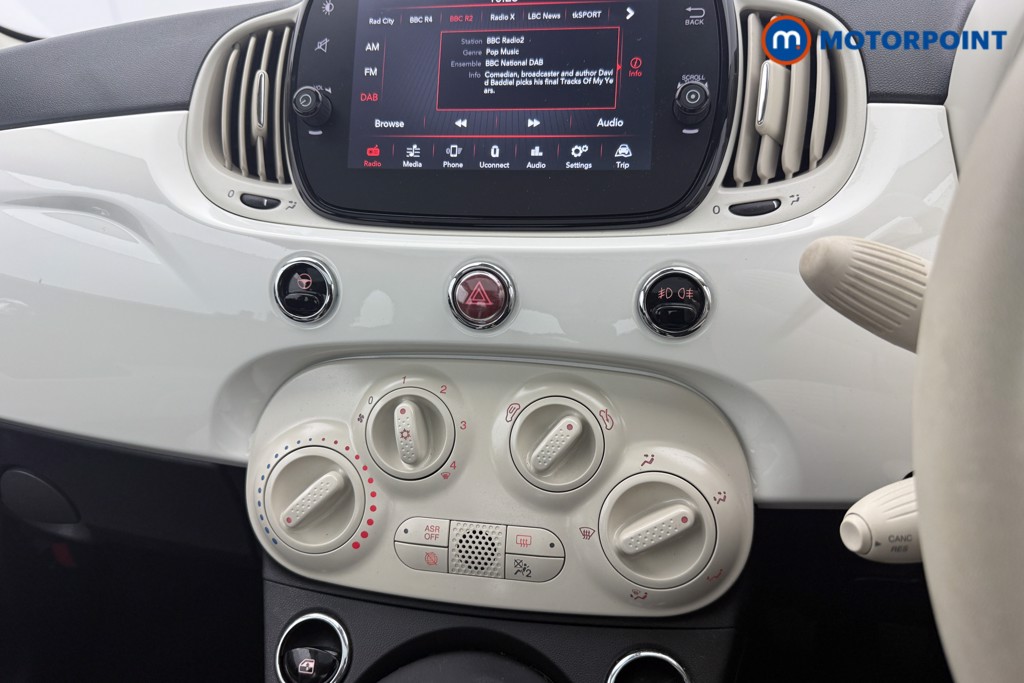 Fiat 500 Dolcevita Manual Petrol-Electric Hybrid Hatchback - Stock Number (1541046) - 4th supplementary image