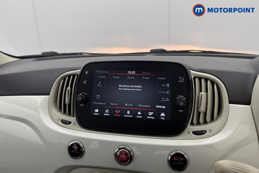 Fiat 500 Dolcevita Manual Petrol-Electric Hybrid Hatchback - Stock Number (1541046) - 9th supplementary image