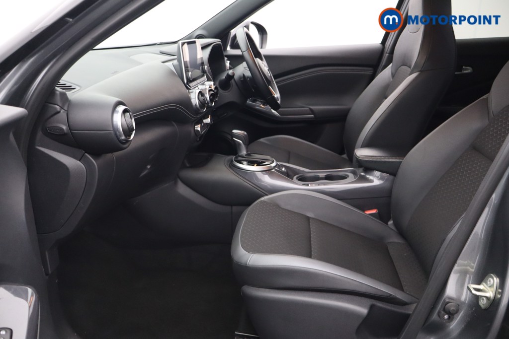 Nissan Juke N-Connecta Automatic Petrol SUV - Stock Number (1541075) - 19th supplementary image