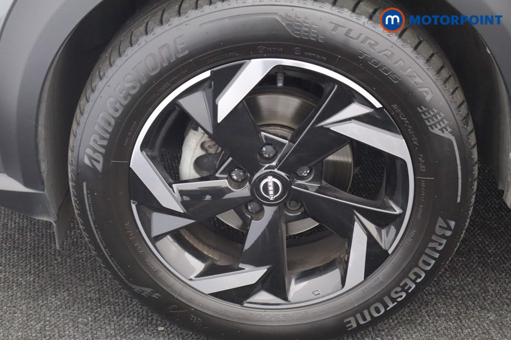 Nissan Juke N-Connecta Automatic Petrol SUV - Stock Number (1541075) - 22nd supplementary image