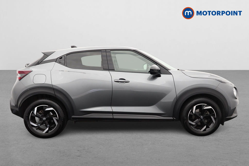 Nissan Juke N-Connecta Automatic Petrol SUV - Stock Number (1541075) - Drivers side