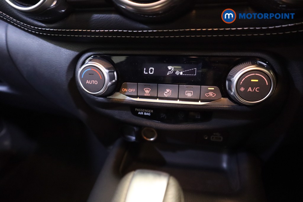 Nissan Juke N-Connecta Automatic Petrol SUV - Stock Number (1541076) - 6th supplementary image