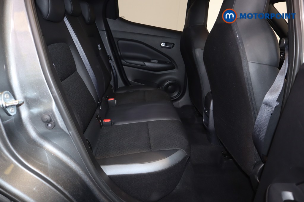 Nissan Juke N-Connecta Automatic Petrol SUV - Stock Number (1541076) - 12th supplementary image