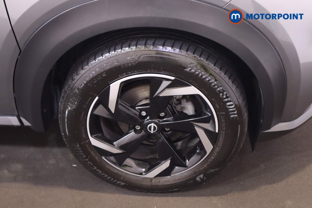 Nissan Juke N-Connecta Automatic Petrol SUV - Stock Number (1541076) - 16th supplementary image