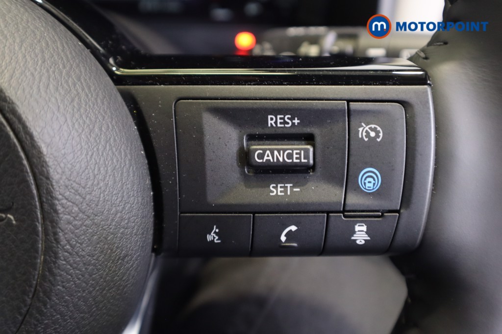 Nissan Qashqai Tekna Manual Petrol SUV - Stock Number (1541144) - 10th supplementary image