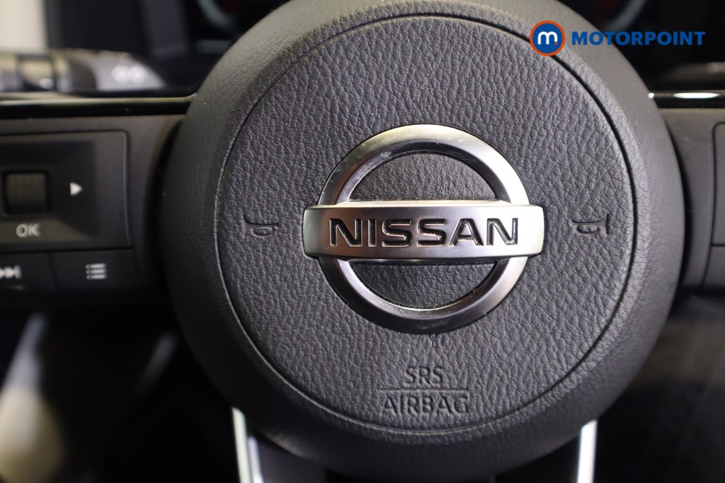 Nissan Qashqai Tekna Manual Petrol SUV - Stock Number (1541144) - 11th supplementary image