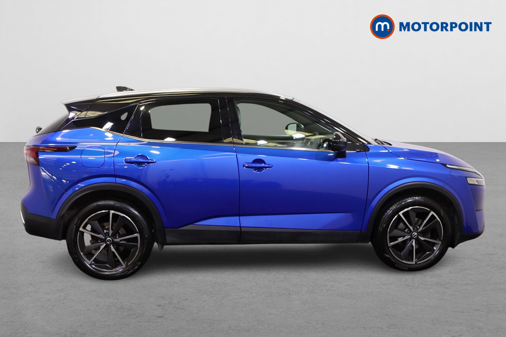 Nissan Qashqai Tekna Manual Petrol SUV - Stock Number (1541144) - Drivers side