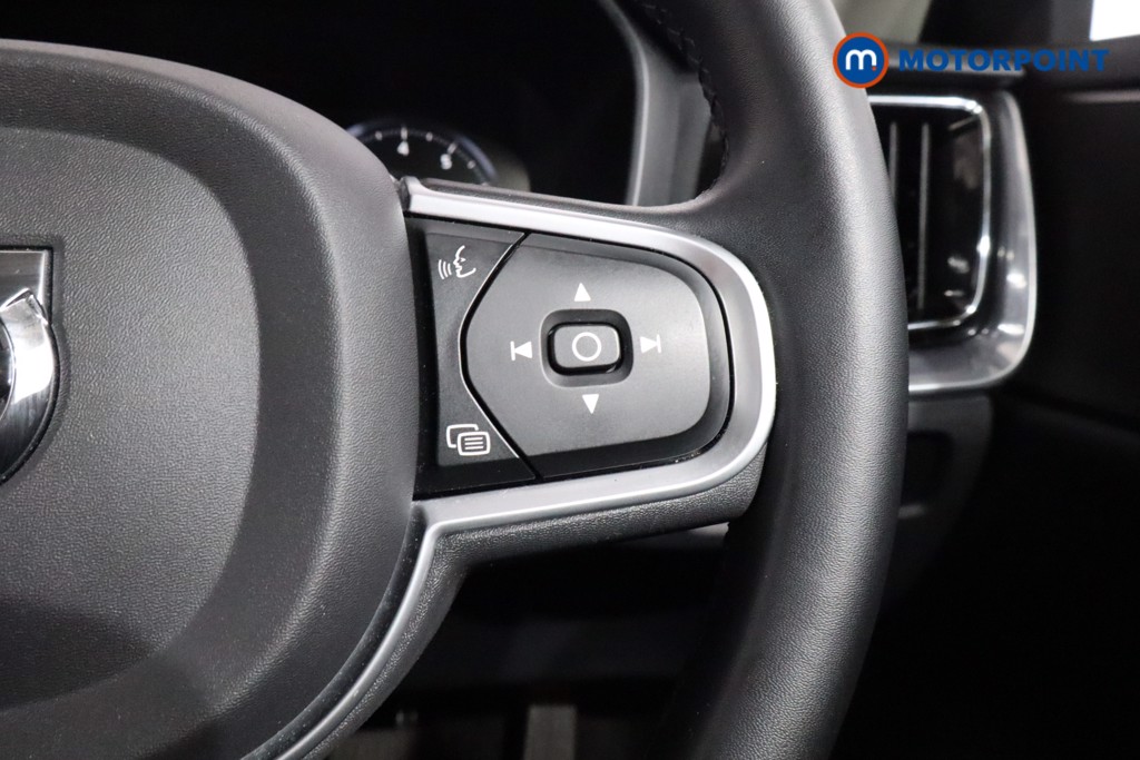 Volvo V60 Momentum Automatic Petrol Estate - Stock Number (1541164) - 8th supplementary image
