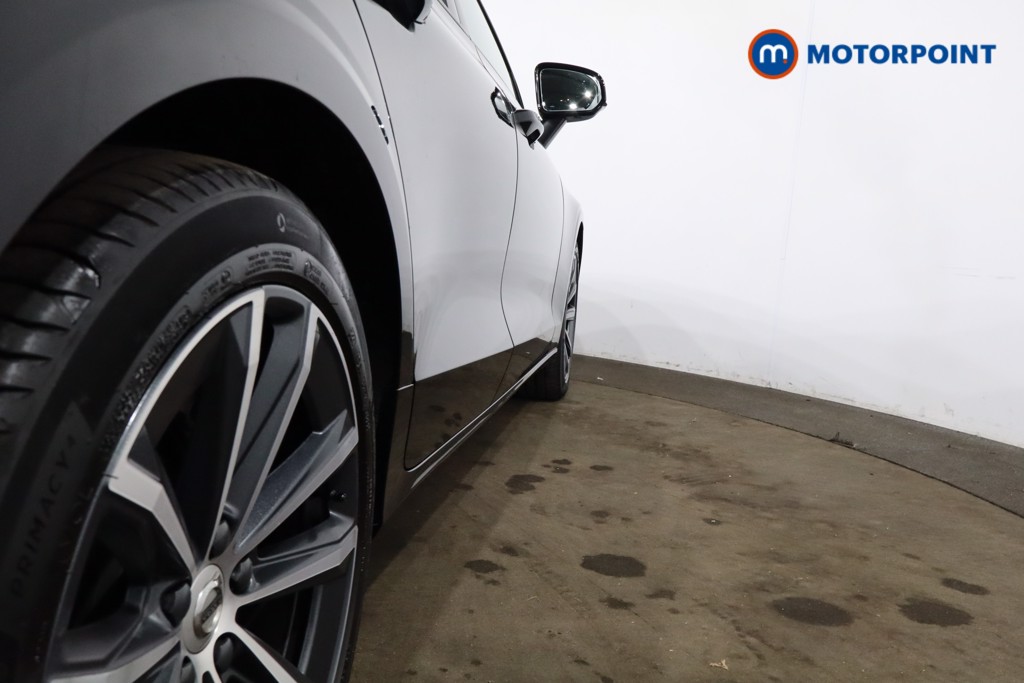 Volvo V60 Momentum Automatic Petrol Estate - Stock Number (1541164) - 24th supplementary image