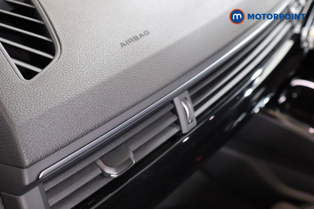 Audi A4 Black Edition Automatic Petrol Estate - Stock Number (1541567) - 15th supplementary image
