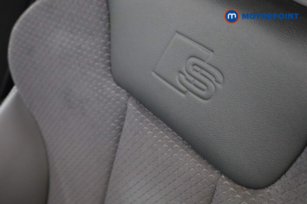 Audi A4 Black Edition Automatic Petrol Estate - Stock Number (1541567) - 16th supplementary image