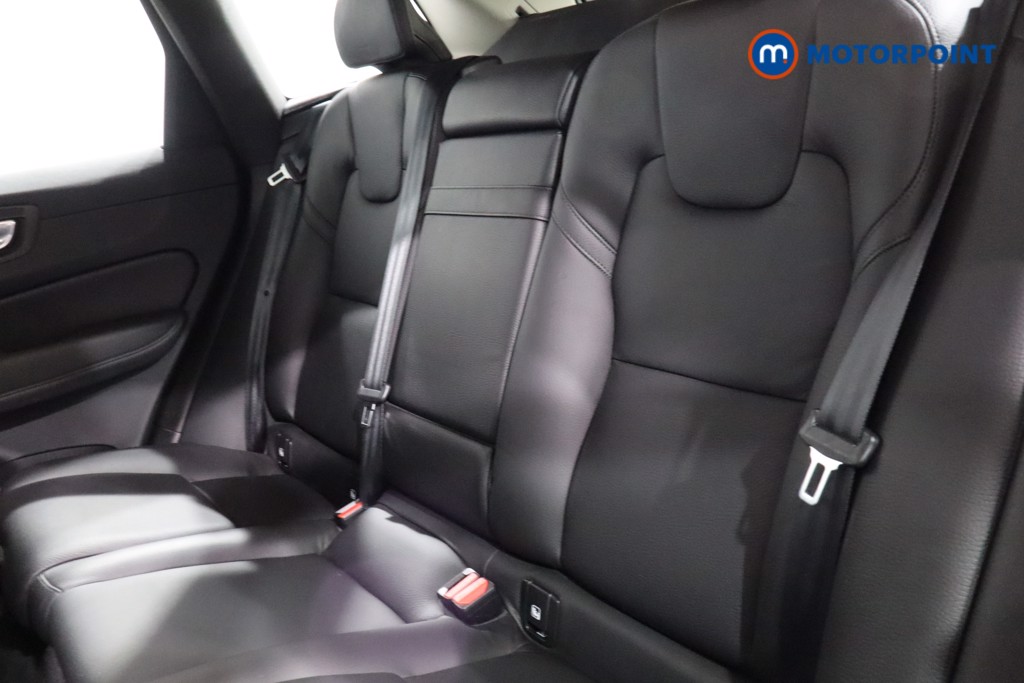 Volvo Xc60 Momentum Automatic Petrol SUV - Stock Number (1541575) - 5th supplementary image