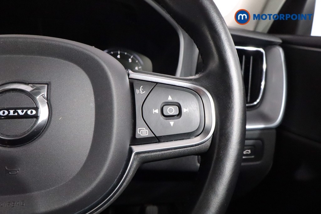 Volvo Xc60 Momentum Automatic Petrol SUV - Stock Number (1541575) - 8th supplementary image