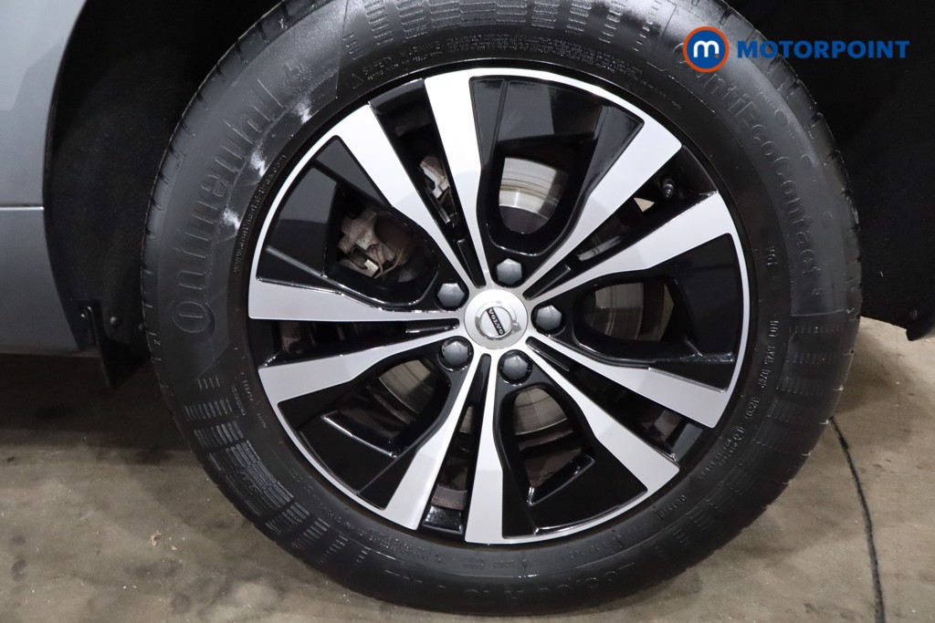 Volvo Xc60 Momentum Automatic Petrol SUV - Stock Number (1541575) - 11th supplementary image