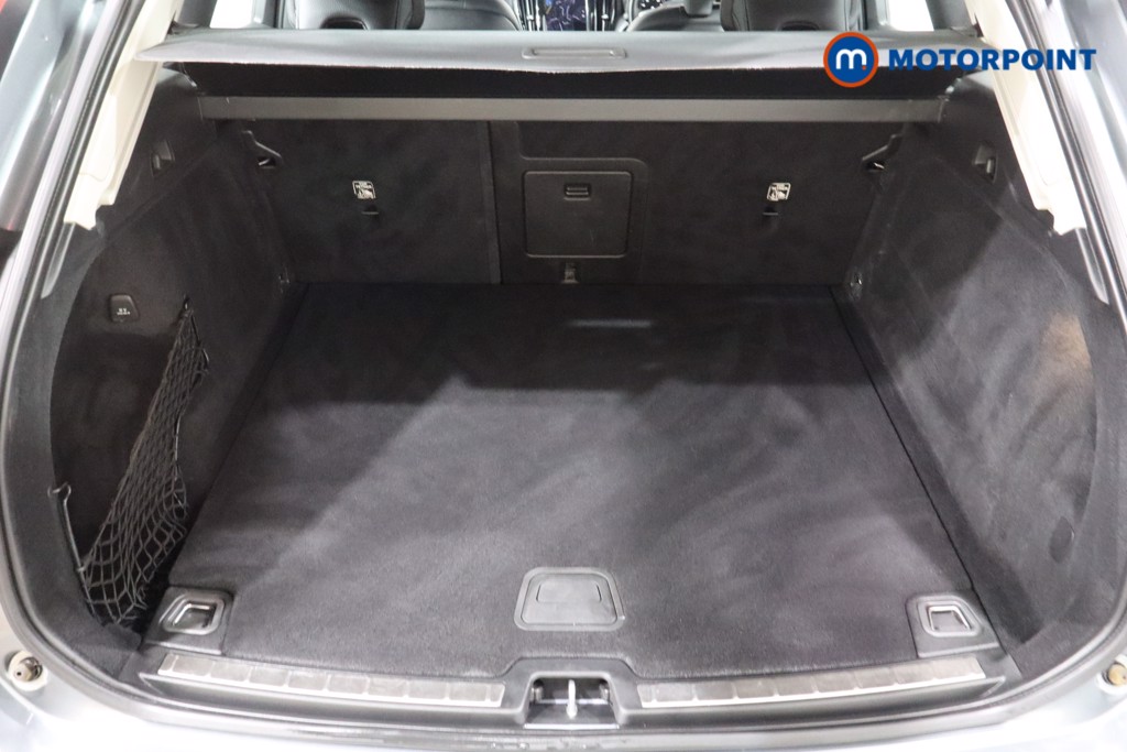 Volvo Xc60 Momentum Automatic Petrol SUV - Stock Number (1541575) - 28th supplementary image