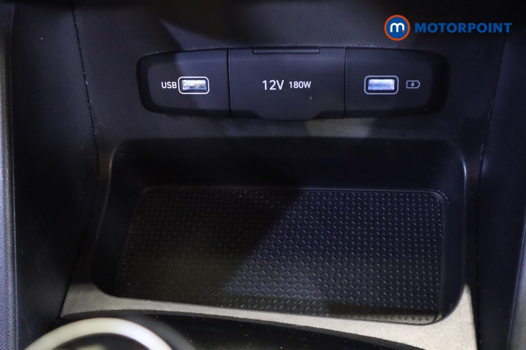 Hyundai Tucson Se Connect Manual Petrol SUV - Stock Number (1541656) - 6th supplementary image