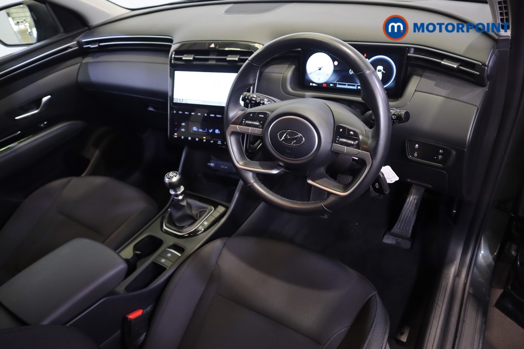 Hyundai Tucson Se Connect Manual Petrol SUV - Stock Number (1541656) - 1st supplementary image