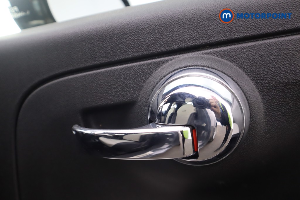 Fiat 500 Dolcevita Manual Petrol-Electric Hybrid Convertible - Stock Number (1542195) - 5th supplementary image