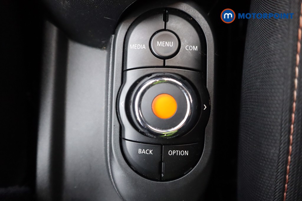 Mini Hatchback Cooper Classic Manual Petrol Hatchback - Stock Number (1542285) - 4th supplementary image