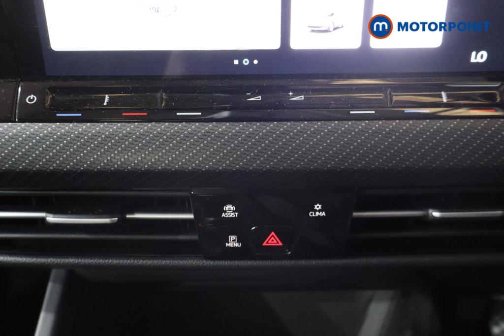 Volkswagen Golf Life Manual Petrol Hatchback - Stock Number (1542474) - 4th supplementary image