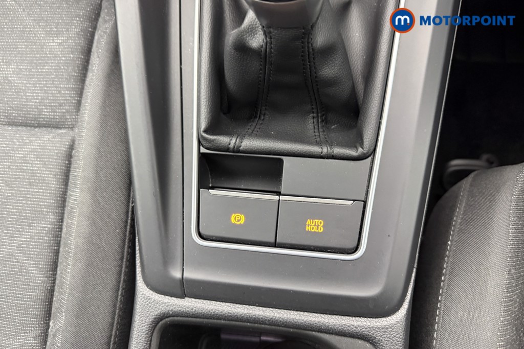 Volkswagen Golf Life Manual Petrol Hatchback - Stock Number (1542476) - 6th supplementary image
