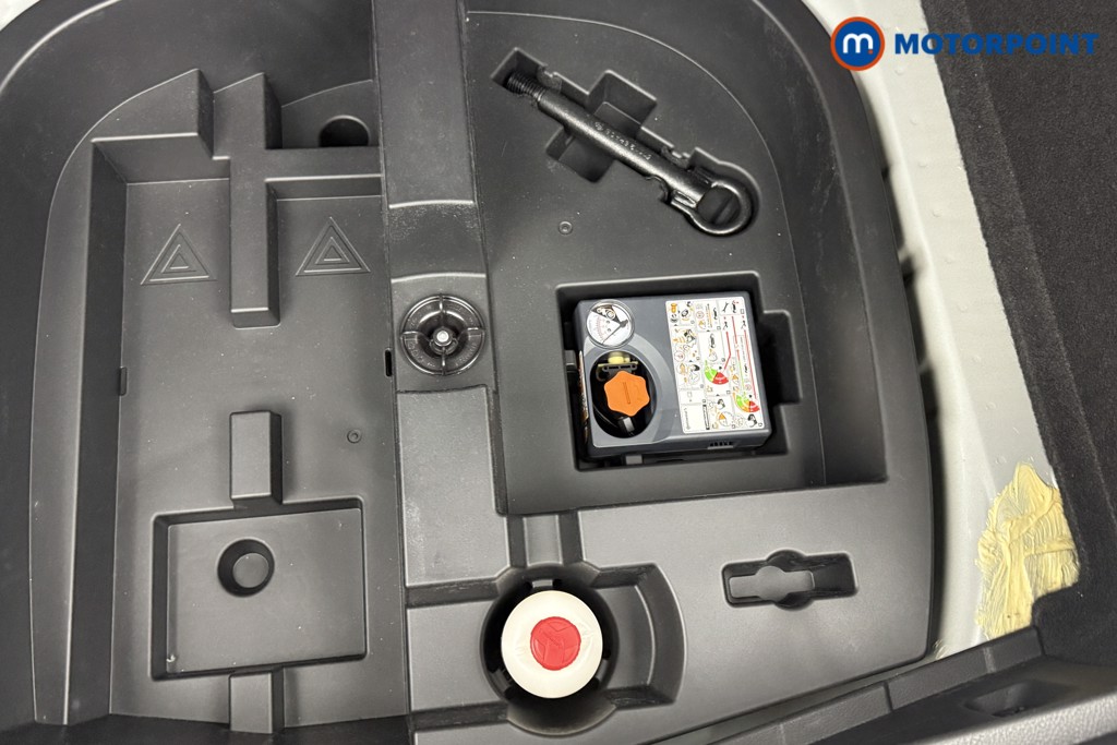 Nissan Juke Acenta Premium Manual Petrol SUV - Stock Number (1543081) - 27th supplementary image