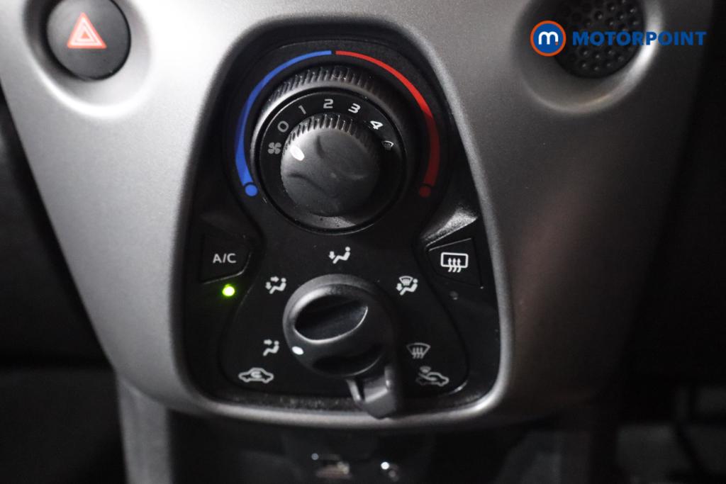 Toyota Aygo X-Play Manual Petrol Hatchback - Stock Number (1543297) - 3rd supplementary image