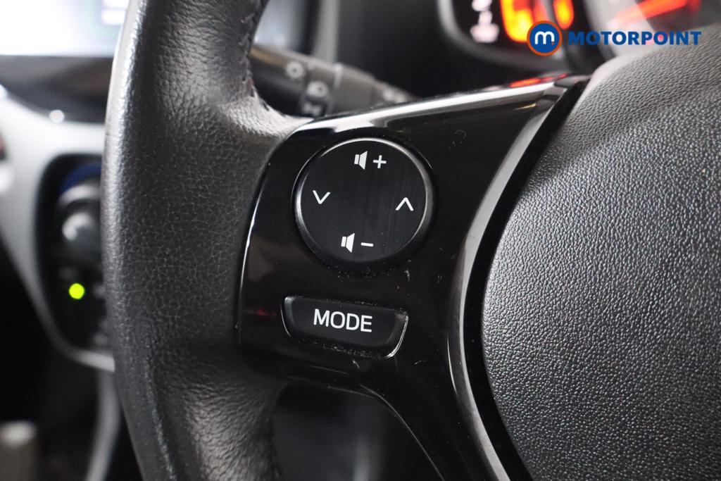 Toyota Aygo X-Play Manual Petrol Hatchback - Stock Number (1543297) - 5th supplementary image