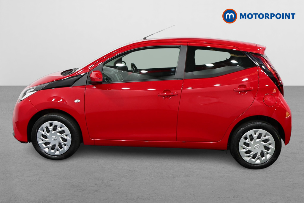 Toyota Aygo X-Play Manual Petrol Hatchback - Stock Number (1543297) - Passenger side