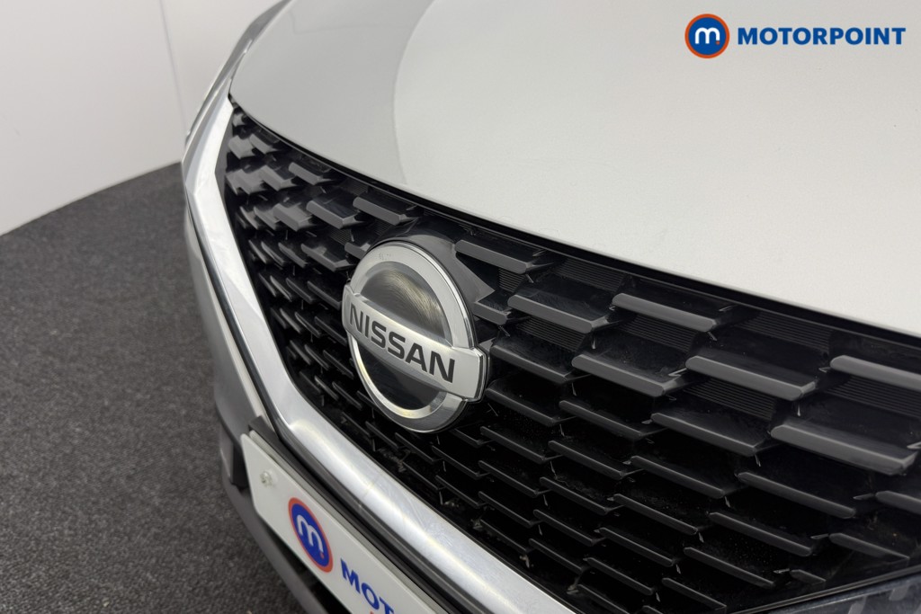 Nissan Qashqai Acenta Premium Automatic Petrol SUV - Stock Number (1543376) - 17th supplementary image