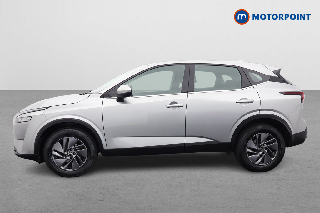 Nissan Qashqai Acenta Premium Automatic Petrol SUV - Stock Number (1543376) - Passenger side