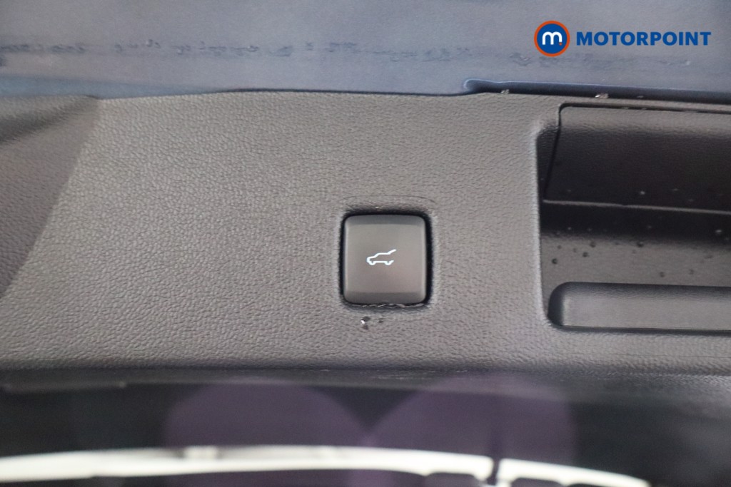 Ford Kuga Black Package Edition Automatic Petrol Plug-In Hybrid SUV - Stock Number (1521849) - 30th supplementary image