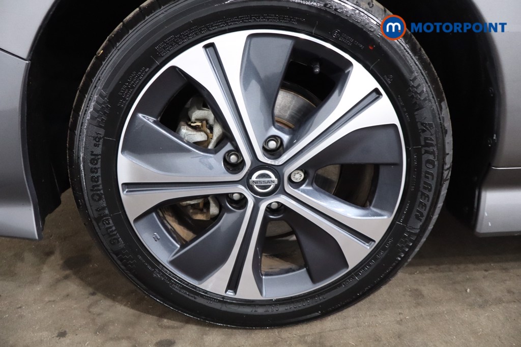 Nissan Leaf Tekna Automatic Electric Hatchback - Stock Number (1535573) - 9th supplementary image