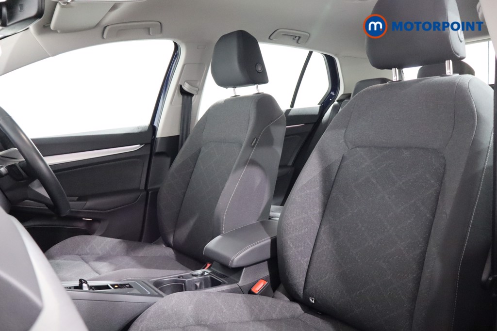 Volkswagen Golf Life Automatic Diesel Hatchback - Stock Number (1536386) - 4th supplementary image