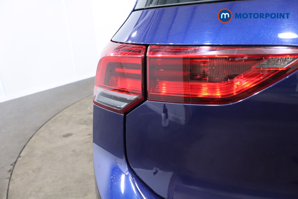 Volkswagen Golf Life Automatic Diesel Hatchback - Stock Number (1536386) - 26th supplementary image