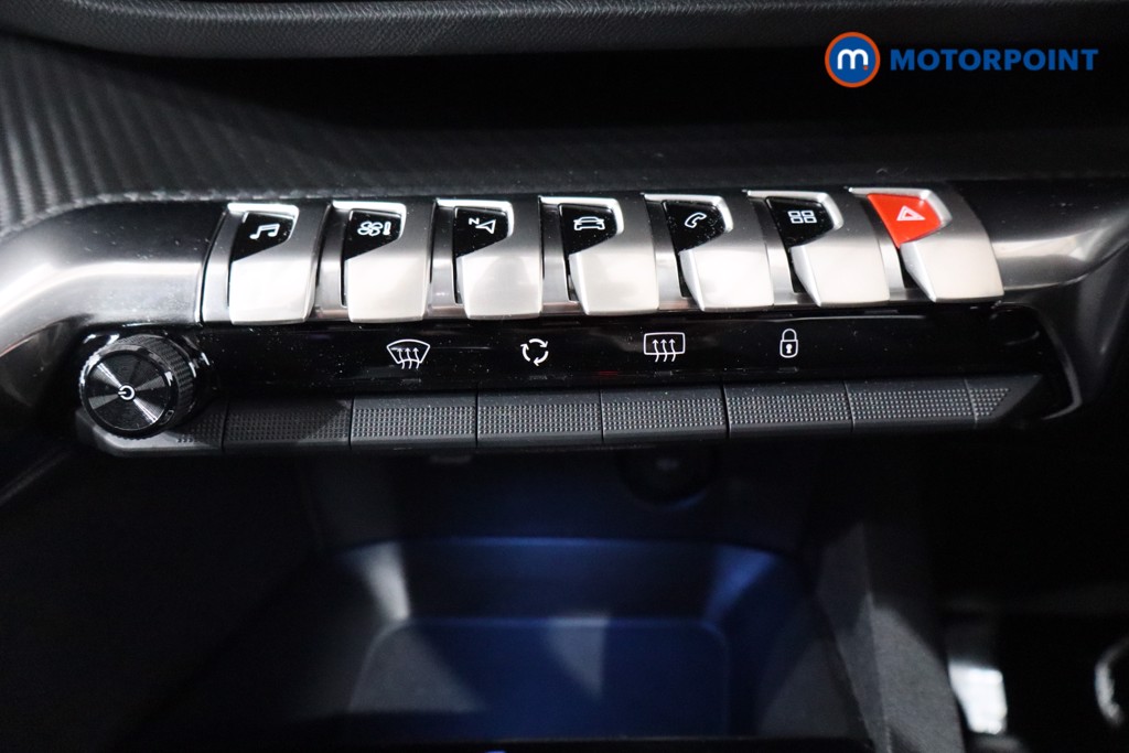 Peugeot 3008 Allure Manual Diesel SUV - Stock Number (1539652) - 15th supplementary image